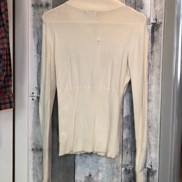 Sweater - Picture 2 of 5